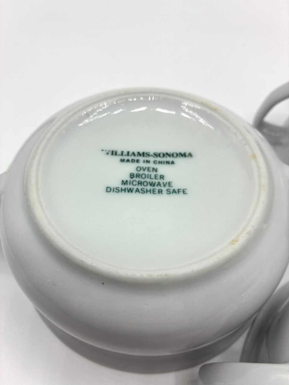 Williams-Sonoma Essential White Cream Soup Bowls Williams Sonoma Chowder Bowls - Picture 8 of 10